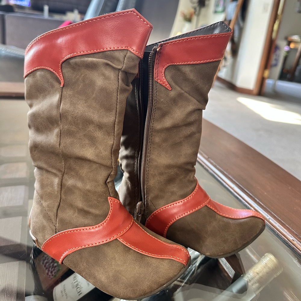 Raya the last dragon boots size 9-10